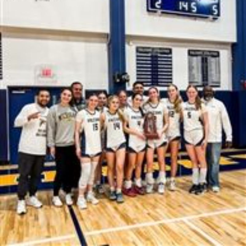Varsity Girls Basketball Wins District Title